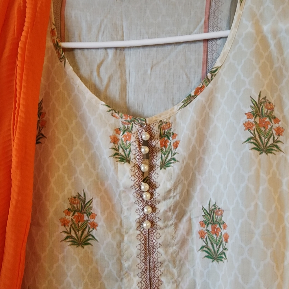 2 piece  lawn shirt  beautiful crushed doppta